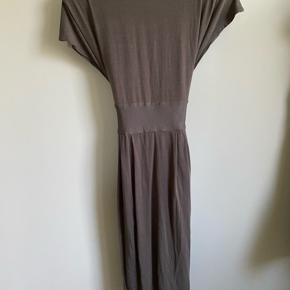 Wilfred Dress - Picture 4 of 9